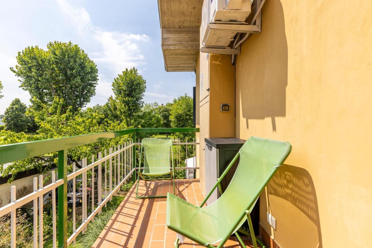 Trendy Aparment With Garage Right By The Lake Sirmione Exterior foto